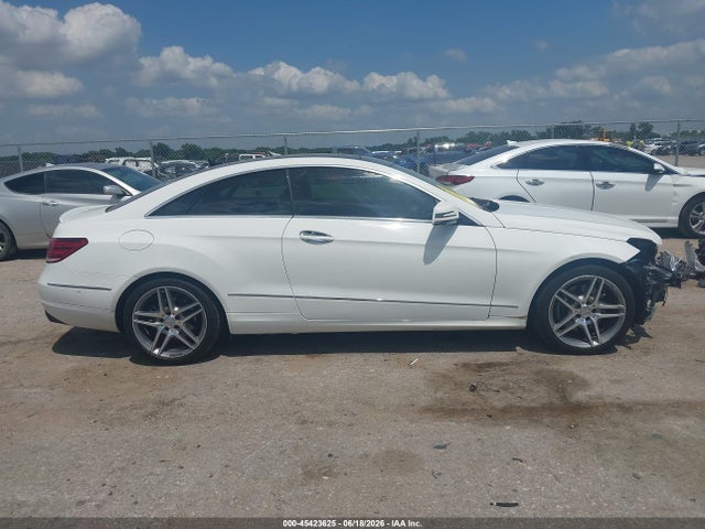 45423625 :رقم المزاد ، WDDKJ5KB8EF238657 vin ، 2014 Mercedes-benz E 350 مزاد بيع