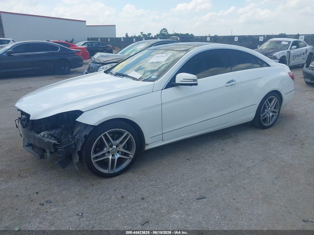 45423625 :رقم المزاد ، WDDKJ5KB8EF238657 vin ، 2014 Mercedes-benz E 350 مزاد بيع