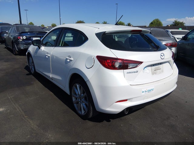 3MZBN1L77HM103804 Mazda Mazda3 Touring