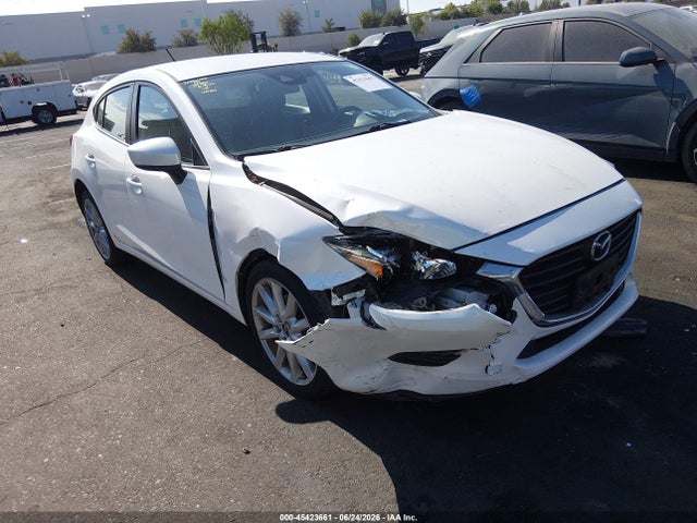 3MZBN1L77HM103804 Mazda Mazda3 Touring