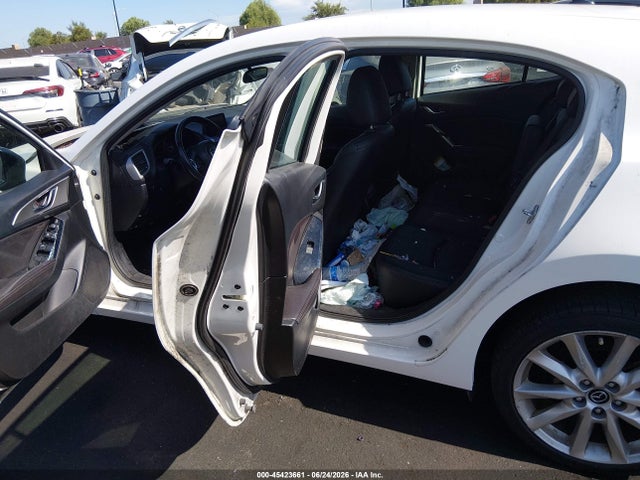 3MZBN1L77HM103804 Mazda Mazda3 Touring