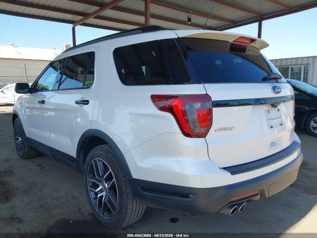 1FM5K8GT9JGB57139 Ford EXPLORER SPORT