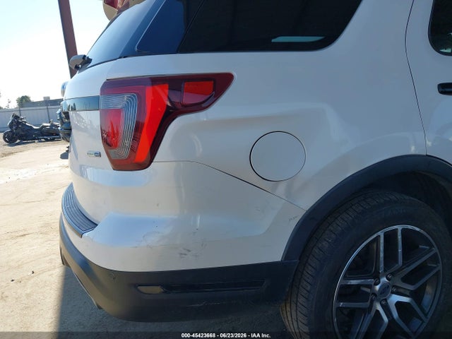 1FM5K8GT9JGB57139 Ford EXPLORER SPORT