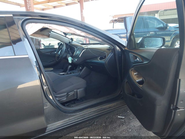1G1ZB5ST8JF117662 Chevrolet Malibu 1ls