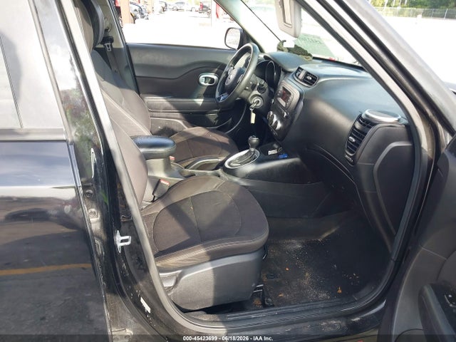 45423699 :رقم المزاد ، KNDJN2A25F7789313 vin ، 2015 Kia Soul مزاد بيع