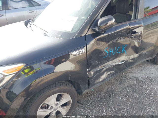 45423699 :رقم المزاد ، KNDJN2A25F7789313 vin ، 2015 Kia Soul مزاد بيع