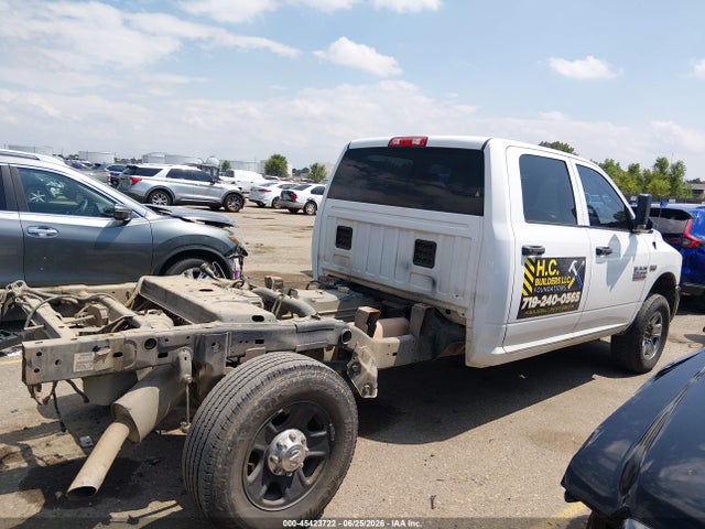45423722 :رقم المزاد ، 3C6UR5HJ7FG537722 vin ، 2015 Ram 2500 Tradesman مزاد بيع