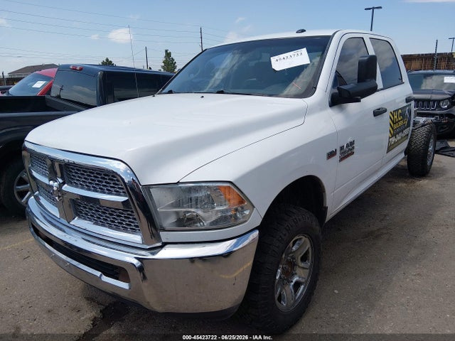 45423722 :رقم المزاد ، 3C6UR5HJ7FG537722 vin ، 2015 Ram 2500 Tradesman مزاد بيع