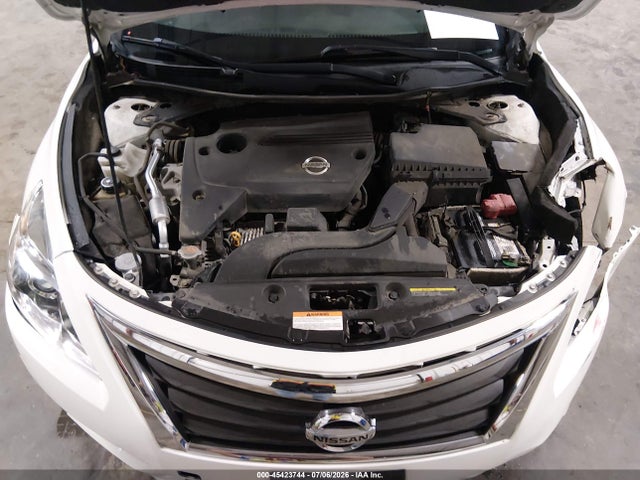2015 Nissan Altima 2.5 S მანქანა იყიდება აუქციონზე, vin: 1N4AL3AP2FC410742, აუქციონის ნომერი: 45423744