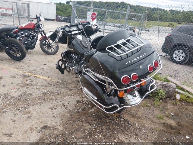 1999 Honda Gl1500 Cf მანქანა იყიდება აუქციონზე, vin: 1HFSC4105XA000088, აუქციონის ნომერი: 45423769