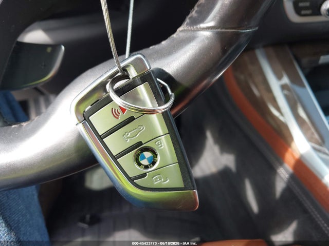 45423770 :رقم المزاد ، 5UXCX6C02L9C38182 vin ، 2020 Bmw X7 M50i مزاد بيع