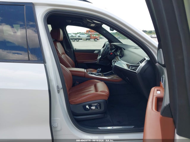 45423770 :رقم المزاد ، 5UXCX6C02L9C38182 vin ، 2020 Bmw X7 M50i مزاد بيع