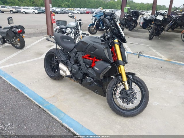Aukcja sprzedaży 2021 Ducati Diavel 1260 S, vin: ZDMGAHRW6MB005218, numer aukcji: 45423779