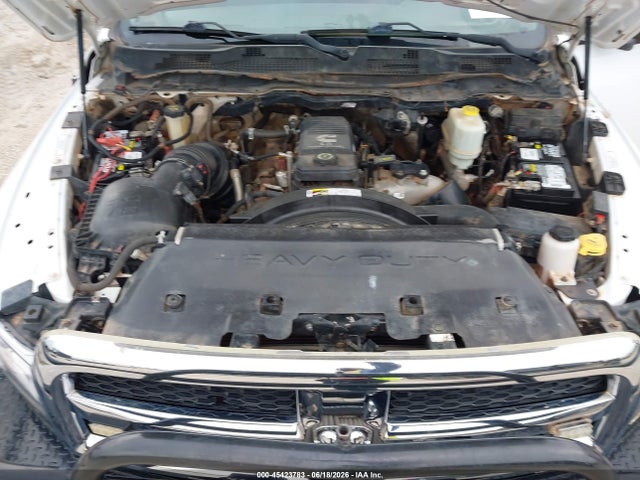 45423783 :رقم المزاد ، 3C7WRNBL2GG307733 vin ، 2016 Ram 5500 Chassis Tradesman/slt مزاد بيع