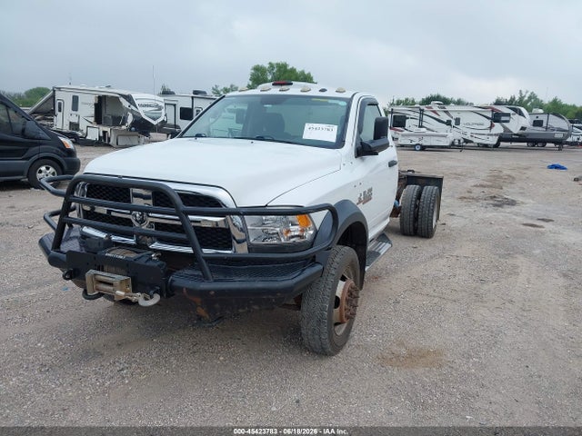 45423783 :رقم المزاد ، 3C7WRNBL2GG307733 vin ، 2016 Ram 5500 Chassis Tradesman/slt مزاد بيع