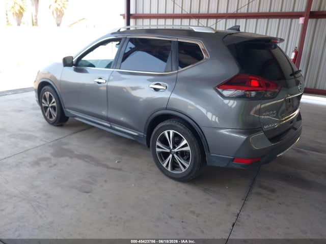 5N1AT2MT0JC734659 Nissan Rogue Sl