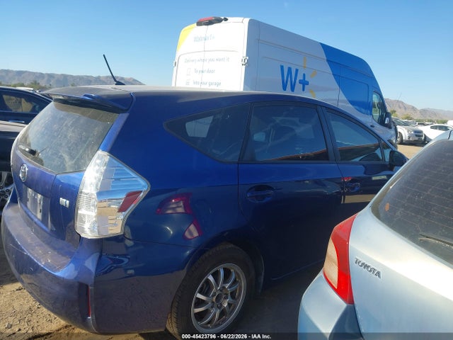 Toyota Prius V Two 2014 JTDZN3EU3EJ009718 Image 13