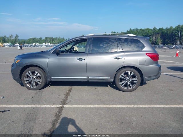 45423831 :رقم المزاد ، 5N1DR2MM4HC603653 vin ، 2017 Nissan Pathfinder Platinum مزاد بيع