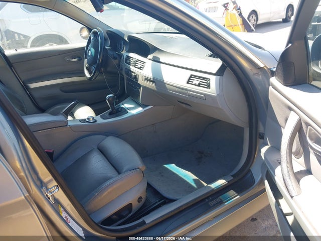 Aukcja sprzedaży 2006 Bmw 330i, vin: WBAVB33546KR72686, numer aukcji: 45423888