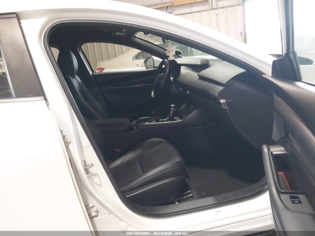 2021 Mazda Mazda3 Select მანქანა იყიდება აუქციონზე, vin: JM1BPAKL7M1322684, აუქციონის ნომერი: 45423891