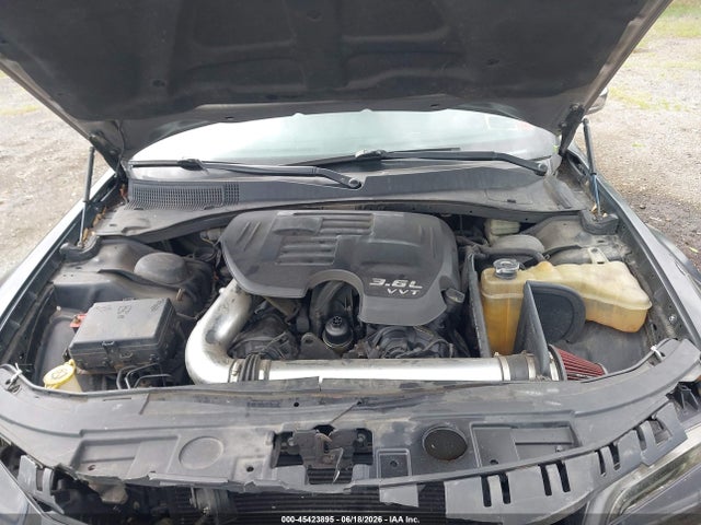 Продажа на аукционе авто 2014 Chrysler 300, vin: 2C3CCAAG4EH375774, номер лота: 45423895