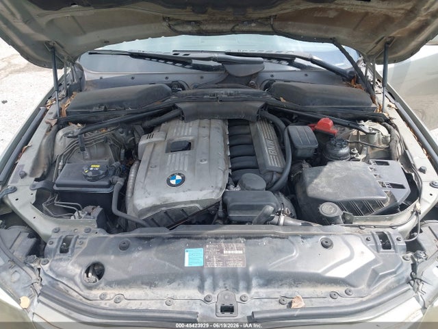 2007 Bmw 525i მანქანა იყიდება აუქციონზე, vin: WBANE53537CW66674, აუქციონის ნომერი: 45423929