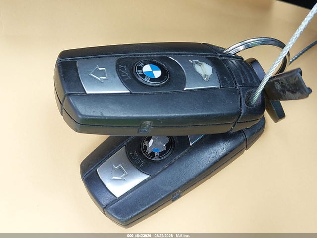 2007 Bmw 525i მანქანა იყიდება აუქციონზე, vin: WBANE53537CW66674, აუქციონის ნომერი: 45423929