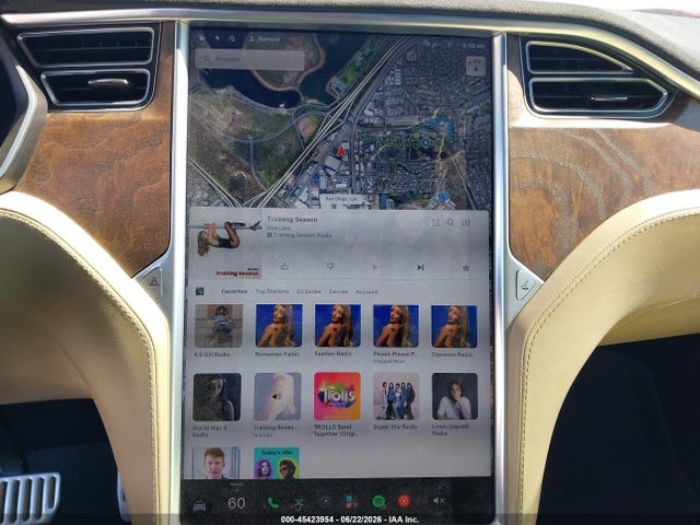 Tesla Model X 60d/70d/75d/90d 2016 5YJXCAE28GF004346 Image 18