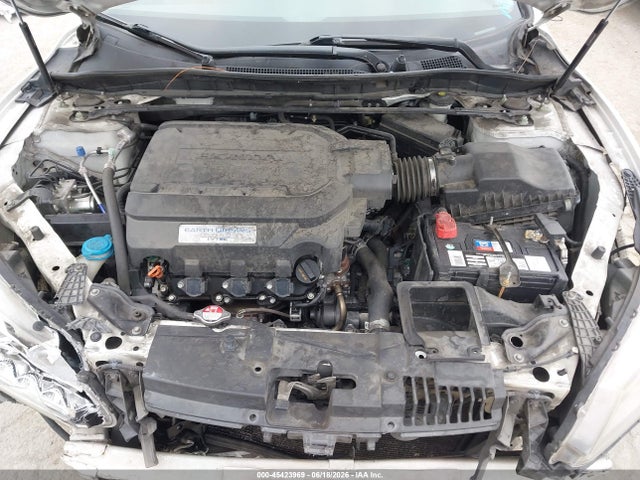 Honda Accord Touring 2015 1HGCR3F93FA021021 Image 10