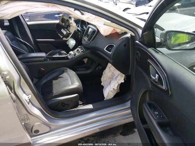 Продаж на аукціоні авто 2016 Chrysler 200 C, vin: 1C3CCCCB8GN172684, номер лоту: 45423995
