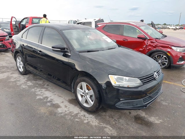 2013 Volkswagen Jetta 2.0l Tdi მანქანა იყიდება აუქციონზე, vin: 3VWLL7AJ4DM270546, აუქციონის ნომერი: 45424001