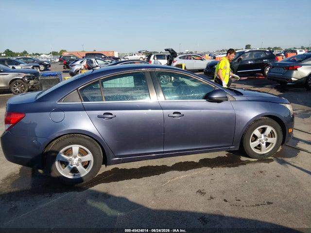 45424014 :رقم المزاد ، 1G1PC5SB4E7447360 vin ، 2014 Chevrolet Cruze 1lt Auto مزاد بيع