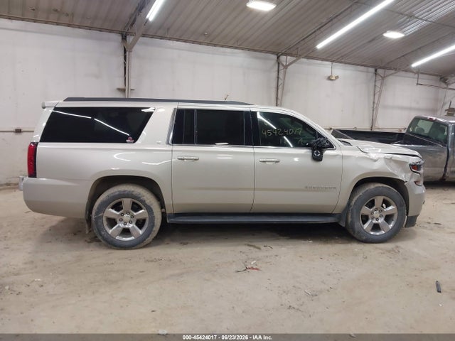 Aukcja sprzedaży 2016 Chevrolet Suburban Lt, vin: 1GNSKHKC5GR317004, numer aukcji: 45424017
