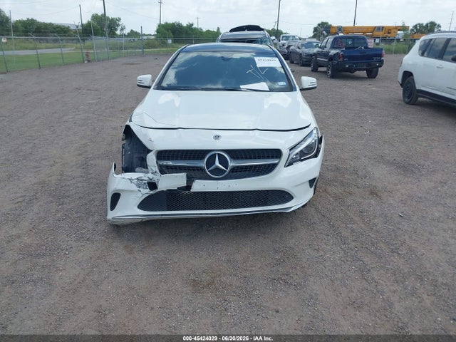 2018 Mercedes-benz Cla 250 მანქანა იყიდება აუქციონზე, vin: WDDSJ4EB8JN519105, აუქციონის ნომერი: 45424029