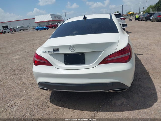 2018 Mercedes-benz Cla 250 მანქანა იყიდება აუქციონზე, vin: WDDSJ4EB8JN519105, აუქციონის ნომერი: 45424029