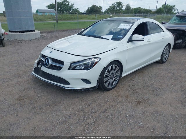 2018 Mercedes-benz Cla 250 მანქანა იყიდება აუქციონზე, vin: WDDSJ4EB8JN519105, აუქციონის ნომერი: 45424029
