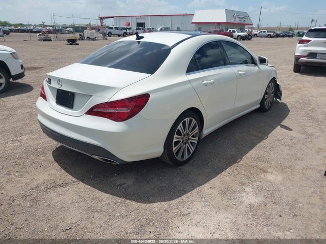2018 Mercedes-benz Cla 250 მანქანა იყიდება აუქციონზე, vin: WDDSJ4EB8JN519105, აუქციონის ნომერი: 45424029