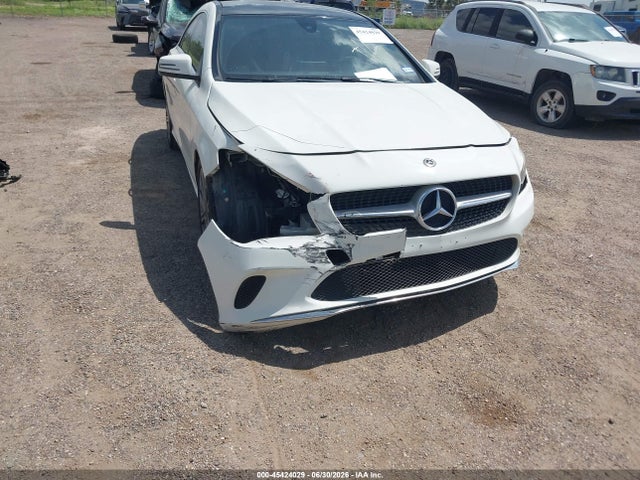 2018 Mercedes-benz Cla 250 მანქანა იყიდება აუქციონზე, vin: WDDSJ4EB8JN519105, აუქციონის ნომერი: 45424029