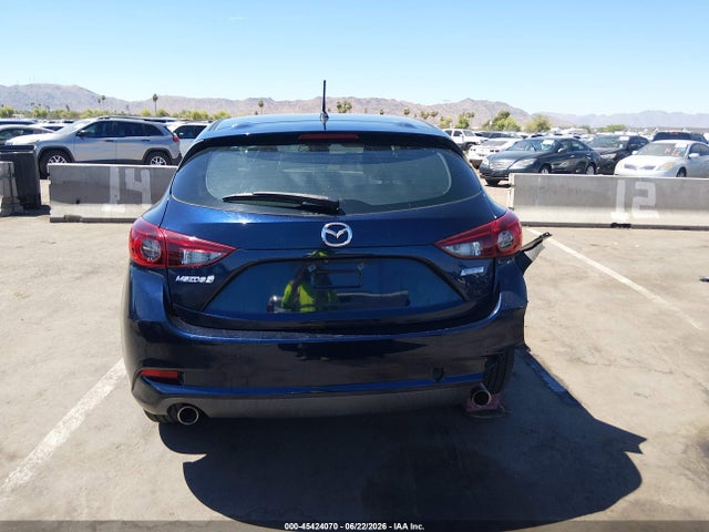 2018 Mazda Mazda3 Touring მანქანა იყიდება აუქციონზე, vin: 3MZBN1L31JM204615, აუქციონის ნომერი: 45424070