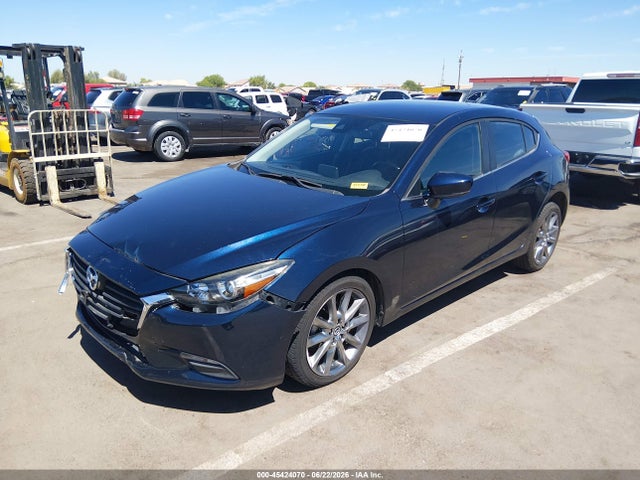 2018 Mazda Mazda3 Touring მანქანა იყიდება აუქციონზე, vin: 3MZBN1L31JM204615, აუქციონის ნომერი: 45424070