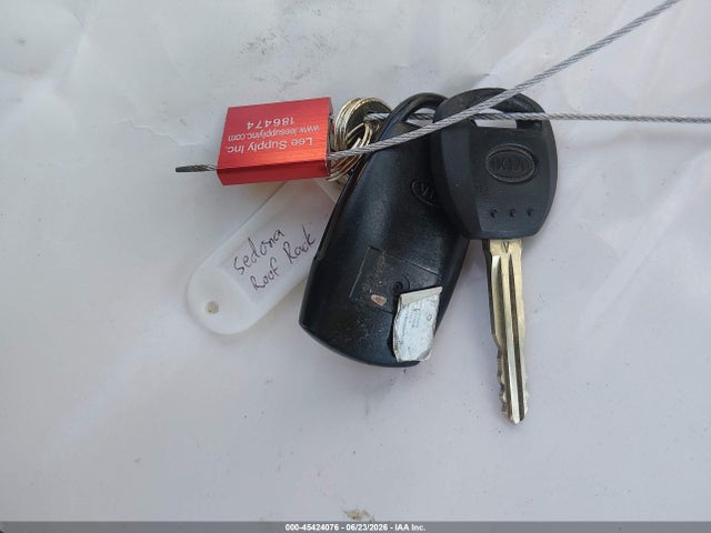 45424076 :رقم المزاد ، KNDMH4C76E6565576 vin ، 2014 Kia Sedona Ex مزاد بيع