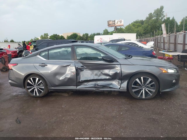 45424098 :رقم المزاد ، 1N4BL4CV3NN350916 vin ، 2022 Nissan Altima Sr Fwd مزاد بيع