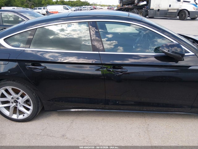 Продажа на аукционе авто 2024 Audi A5 Sportback Premium Plus 45 Tfsi Quattro S Tronic, vin: WAUFACF50RA092839, номер лота: 45424100