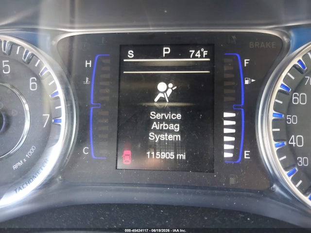 Chrysler 200 Limited 2015 1C3CCCAB9FN695097 Image 12