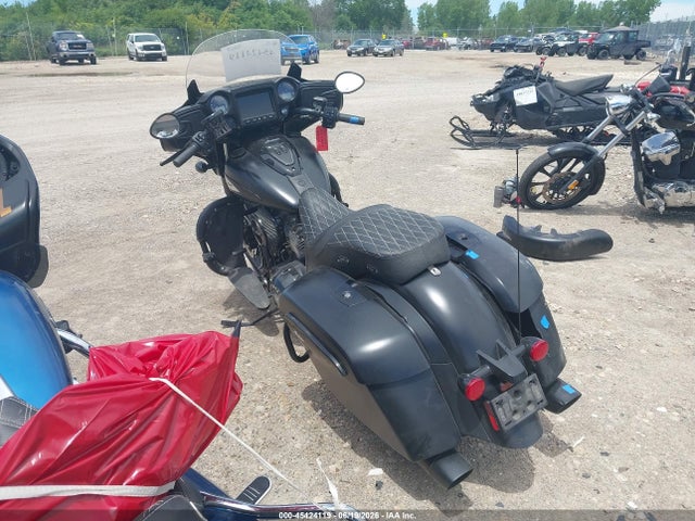 INDIAN MOTORCYCLE CO. Chieftain Dark Horse 2021 56KTCDBB3M3399589 Image 3