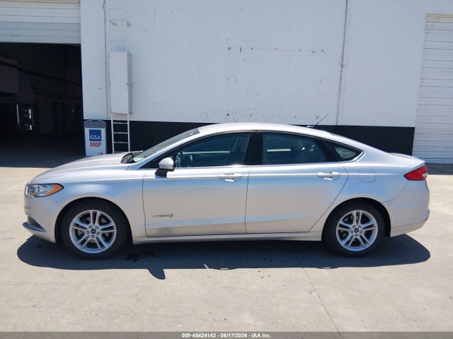 3FA6P0UU1JR243567 Ford Fusion Hybrid S