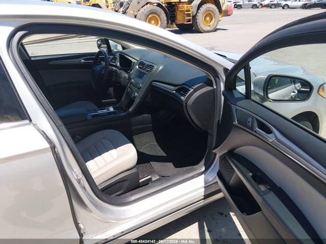 3FA6P0UU1JR243567 Ford Fusion Hybrid S