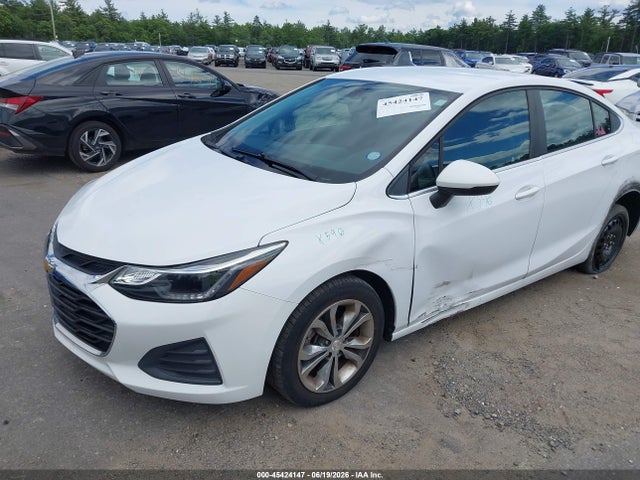 Chevrolet CRUZE LT 2019 1G1BE5SM3K7115119 Image 2