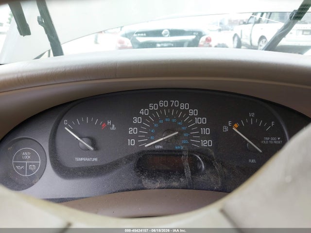 45424157 :رقم المزاد ، 2G4WS52J021187699 vin ، 2002 Buick Century Custom مزاد بيع