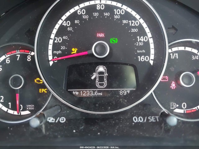 3VWJ17AT5EM639740 Volkswagen Beetle 1.8t